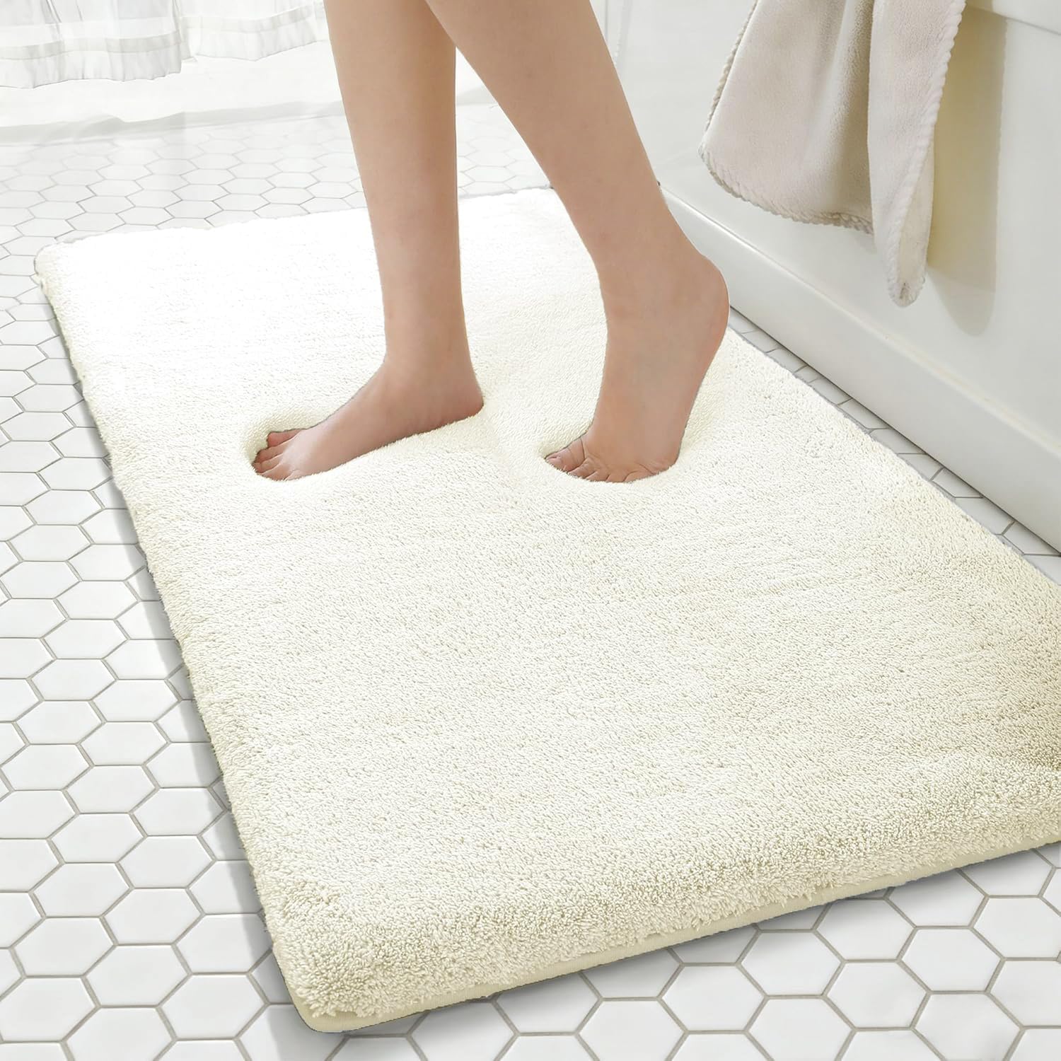 MINIDEAR Bathroom Rugs 36x24 Light Gray - Thick Memory Foam Bath Mat, Ultra Soft & Plush Fluffy, Non-Slip, Quick Dry, Absorbent Washable Floor Microfiber Mat for Tub, Home Decor Accessories