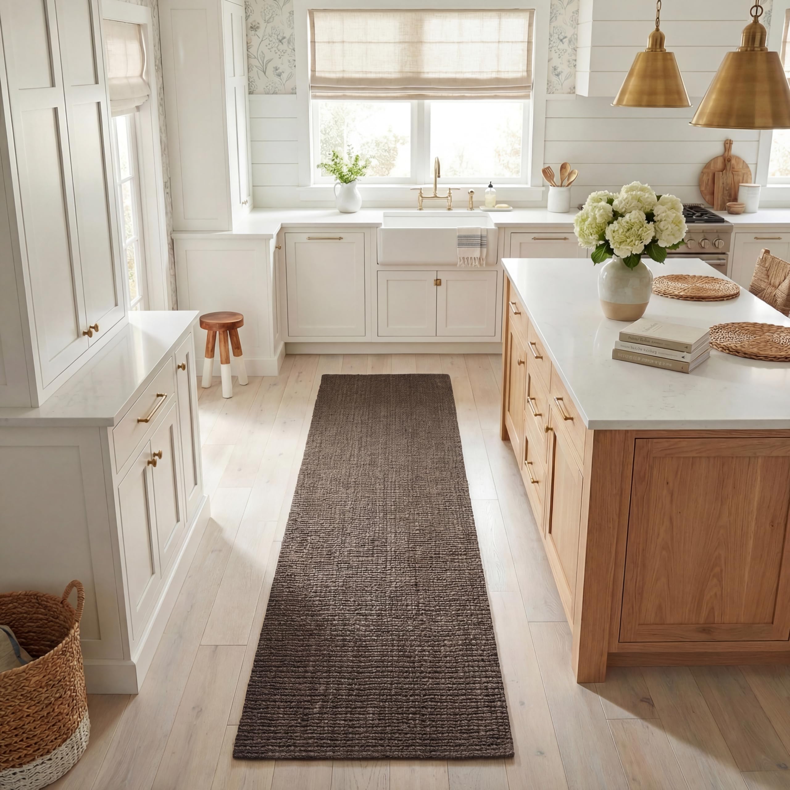 SAFAVIEH Area Rug 9x12 - Natural Fiber Collection - Large - Natural Brown, Handmade Jute, Farmhouse Style, Chunky Textured Thick Pile (NF447A)