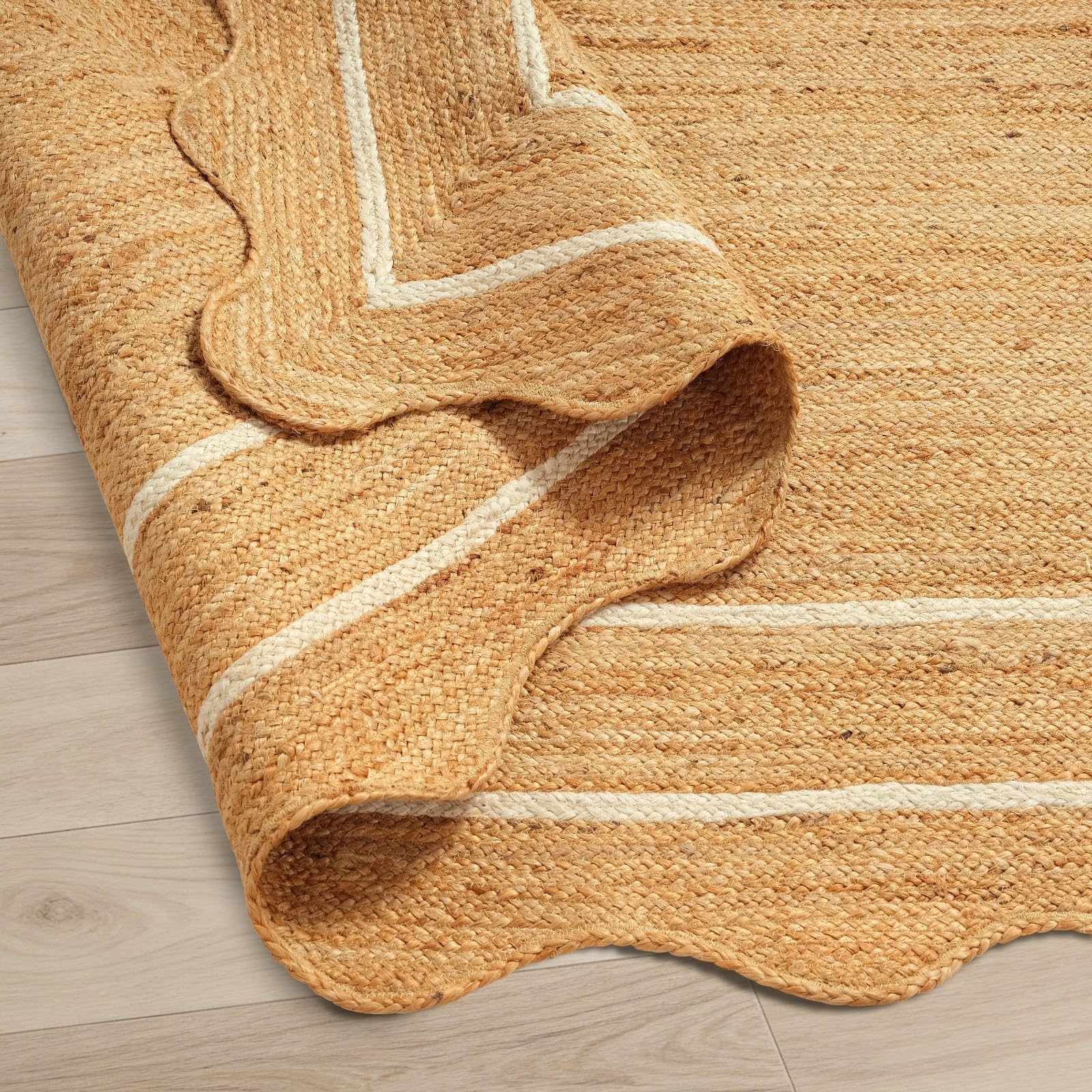 GRUHUM Jute Area Rug 6'x9' ft Wave Scalloped Natural Ivory Border Handwoven Boho Reversible Rustic Vintage Farmhouse Soft Braided EcoFriendly Rug - Indoor Livingroom Bedroom Hallways 6x9 ft Large