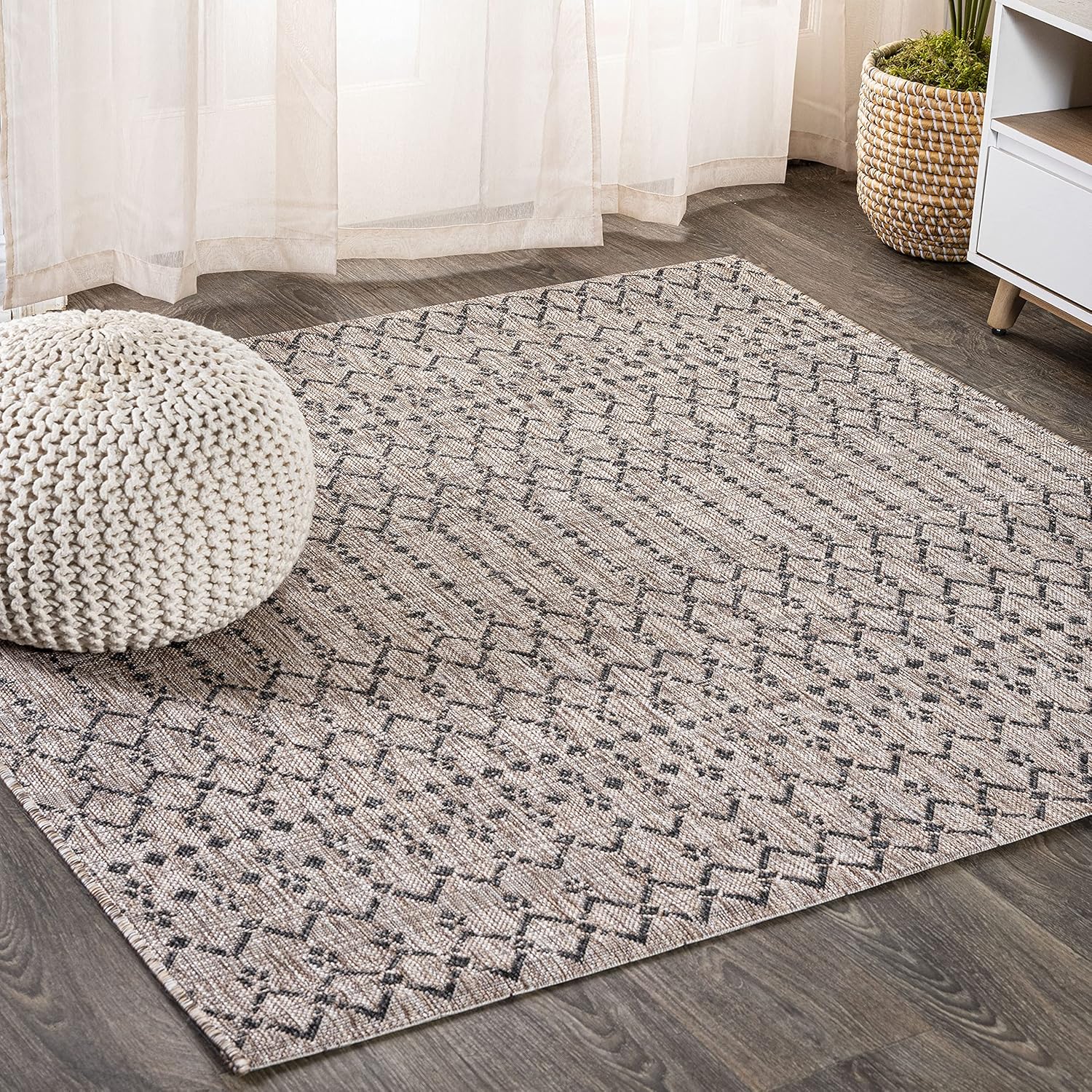 JONATHAN Y Moroccan Geometric Indoor Outdoor Area Rug 8X10 Navy/Light Gray, Ourika Textured Weave for Backyard, Patio, Porch, Easy-Cleaning, High Traffic, Pet-Friendly, Non-Shedding (SMB108B-8)