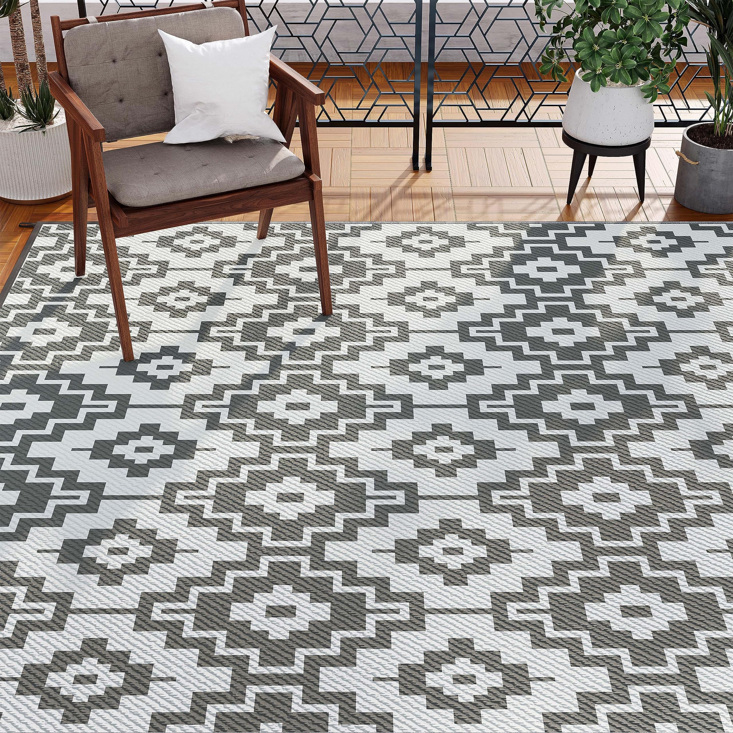 HUGEAR Outdoor Rug for Patios Clearance,Waterproof Mat,Large Outside Carpet,Reversible Plastic Straw Camping Rugs,Rv,Porch,Deck,Camper,Balcony,Backyard (9x12,Checkered/Black&Beige)