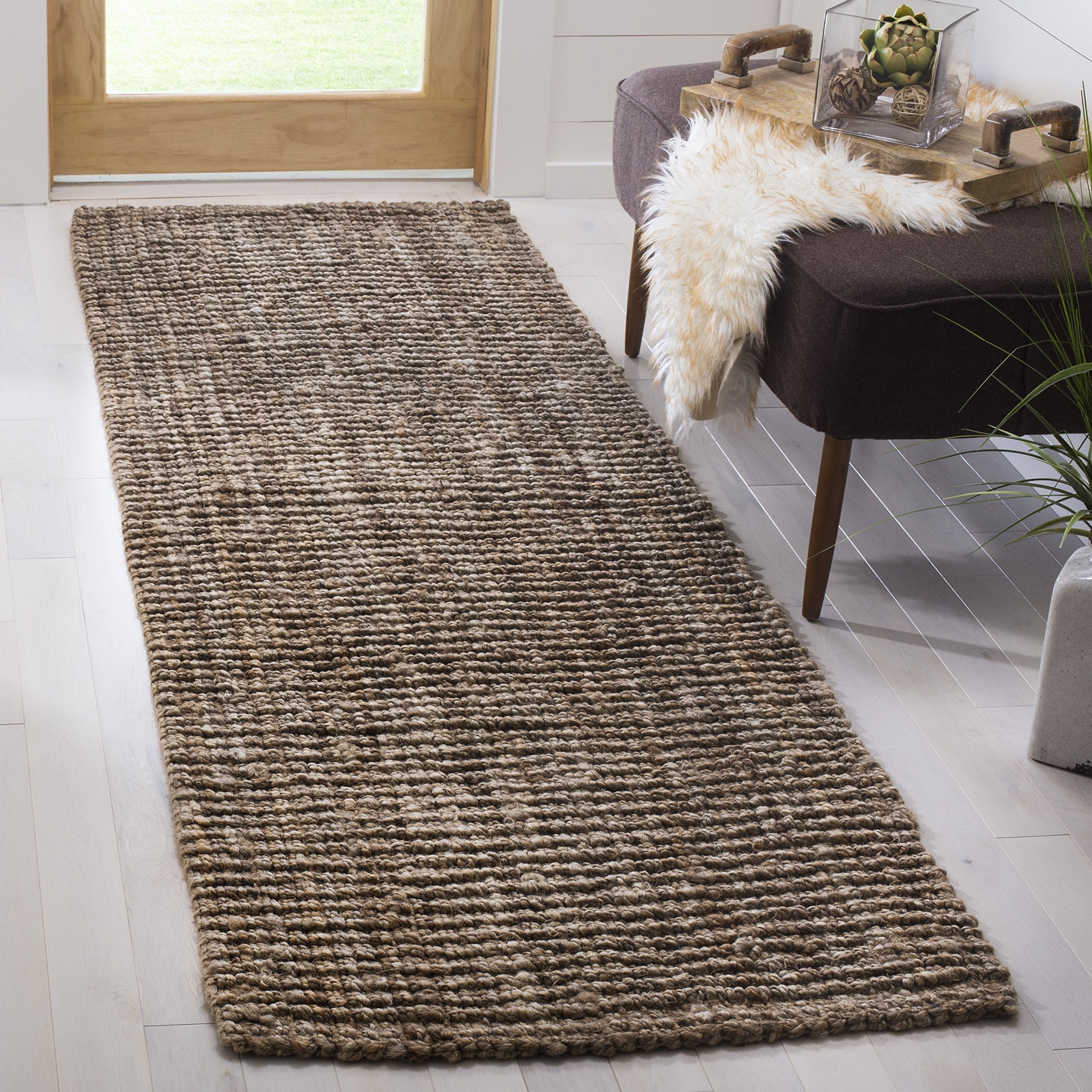 SAFAVIEH Area Rug 9x12 - Natural Fiber Collection - Large - Natural Brown, Handmade Jute, Farmhouse Style, Chunky Textured Thick Pile (NF447A)